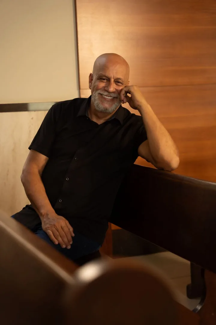 Rinaldo Berbert, autor do livro O Brasil Quer Mesmo Um Salvador da Pátria?